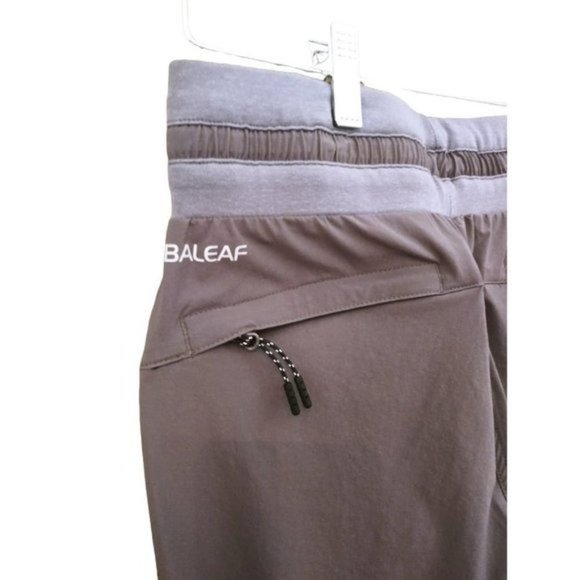 nwt Women's Grey Elastic Waist Lightweight Capris UPF 50+ - Picture 6 of 13